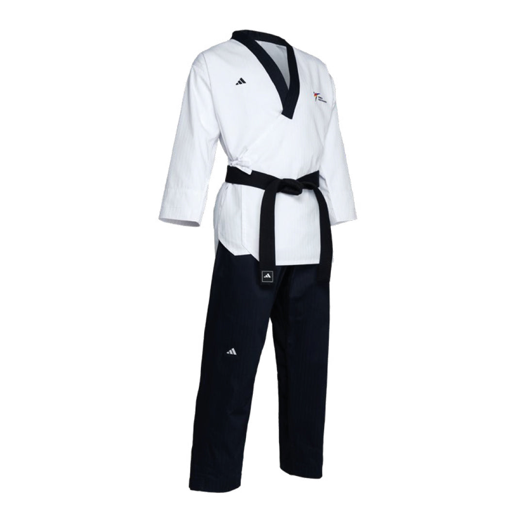 Uniforme Taekwondo Adidas Poomsae Masculino Adulto WT Blanco Premium para Competicion de Formas Poomsae