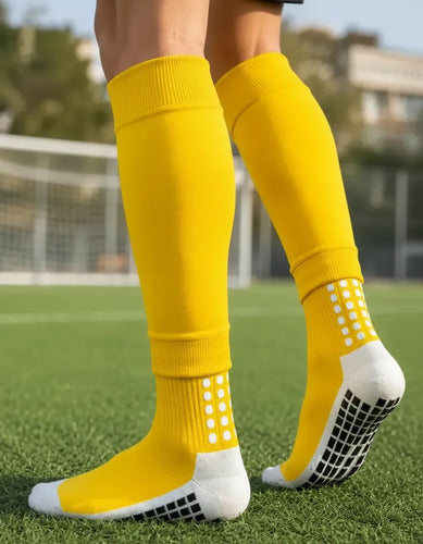 Combo Media Sin Pie + Antideslizante Fútbol Adulto Mmsports Amarillo M