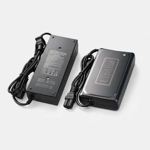 Cargador Bateria 60v 20ah Moto Electrica Accesorios Negro