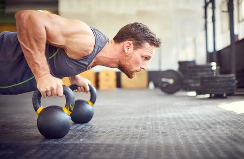 Pesa Rusa Kettlebell De Hierro 8k Engomado Pesas Mancuerna Azul