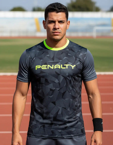 Remera Geonetrico X Penalty