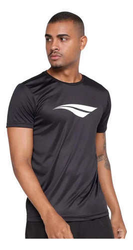 Remera Logomania Penalty