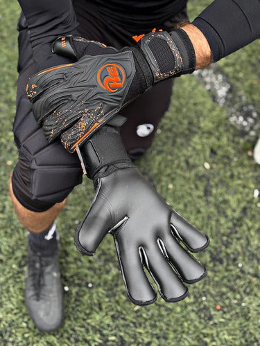 Guante De Arquero Rg Aspro Blackout 26 Pro Fútbol Mmsports