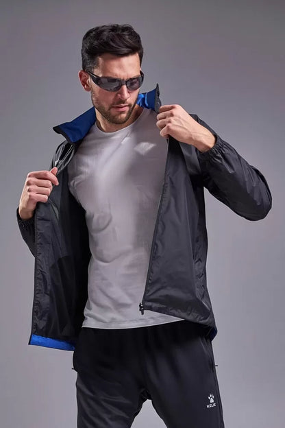 Campera para lluvia impermeable c/capucha y cierre KELME