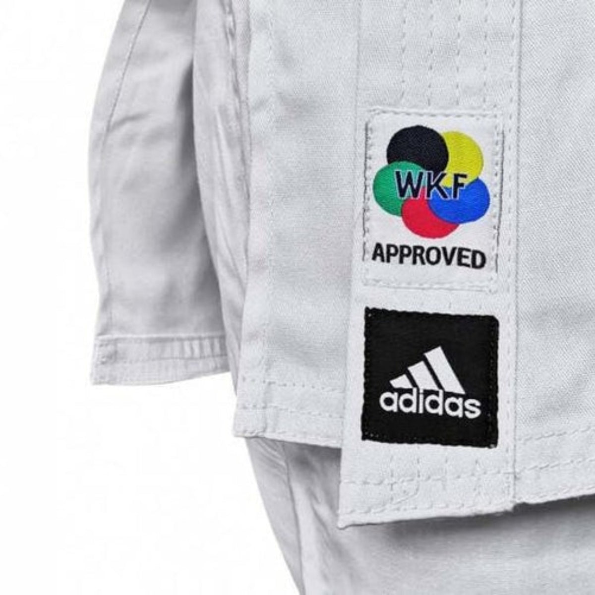 Uniforme Karate Adidas Club K220C WKF Poliester Algodon 220gsm Malla Climacool Aprobado para Competicion