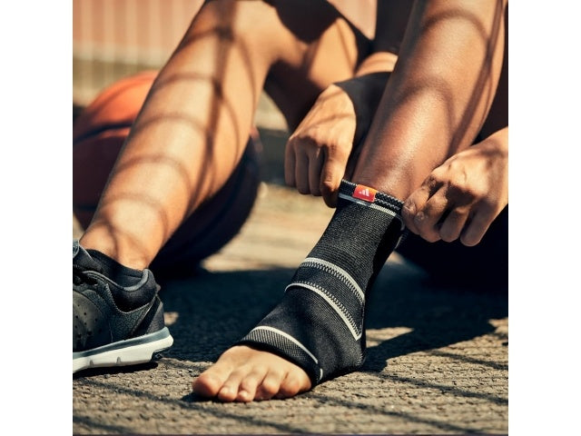 Tobillera Estabilizadora Texturizada ADIDAS Compresión Antideslizante Anatómica Gym Running Crossfit